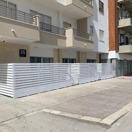 Bianco&nero 141 Apartament * Margherita Di Savoia